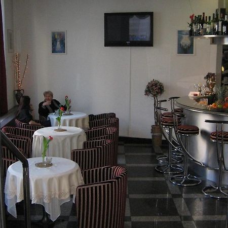 President Hotel Pressburg Exterior foto